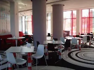 Riviera Blue 阳光海滩