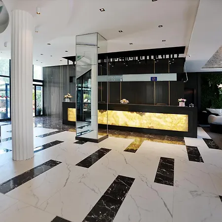 Riviera Blue Hotel 3*