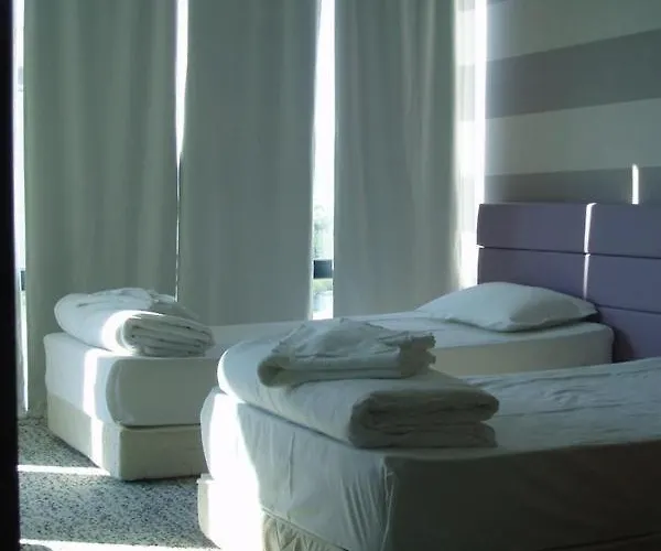 Готель Riviera Blue 3*