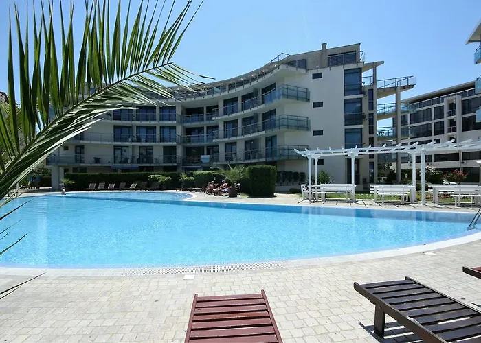 Готель Riviera Blue 3*