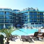 Riviera Blue 3*